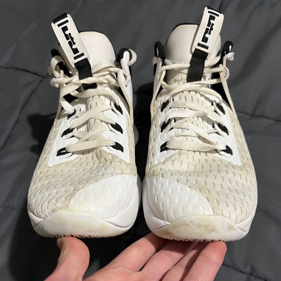 Nike Lebron witness V(5) white black - Picture 7 of 10